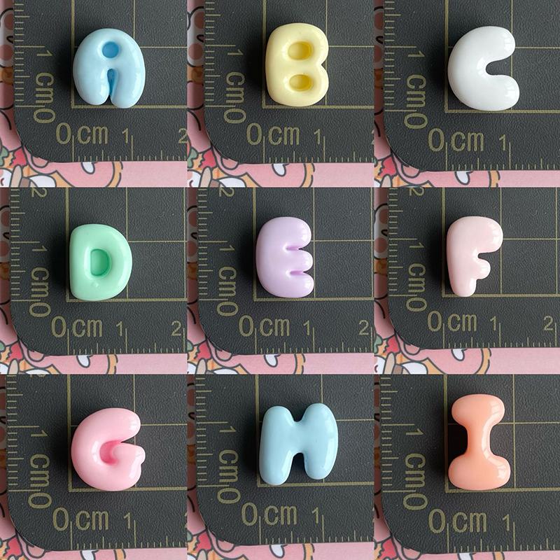 Gantungan Huruf Alfabet Resin  - Jewelry Making Classes ulasan dan harga